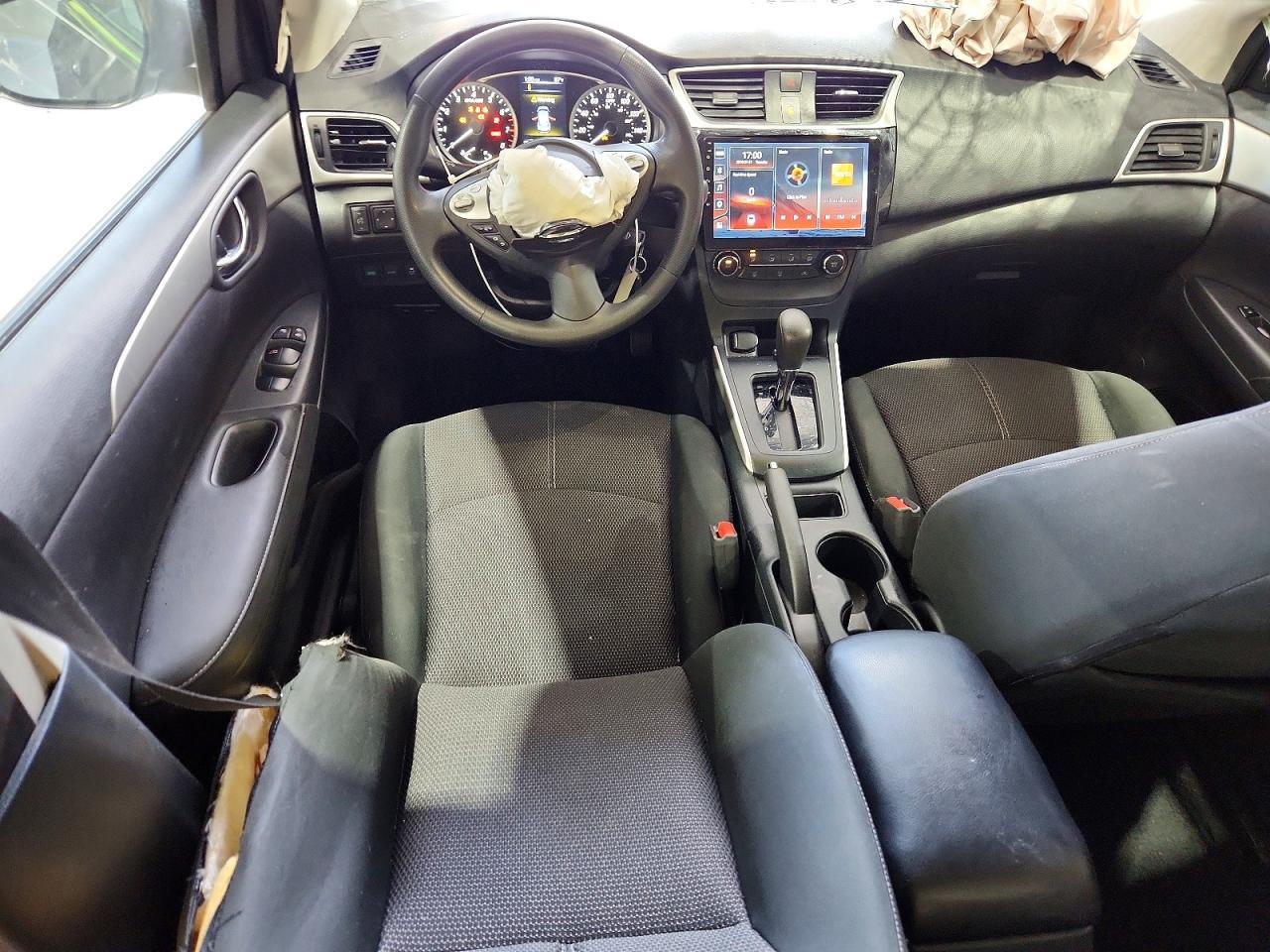2018 Nissan Sentra S - zdjęcie 8