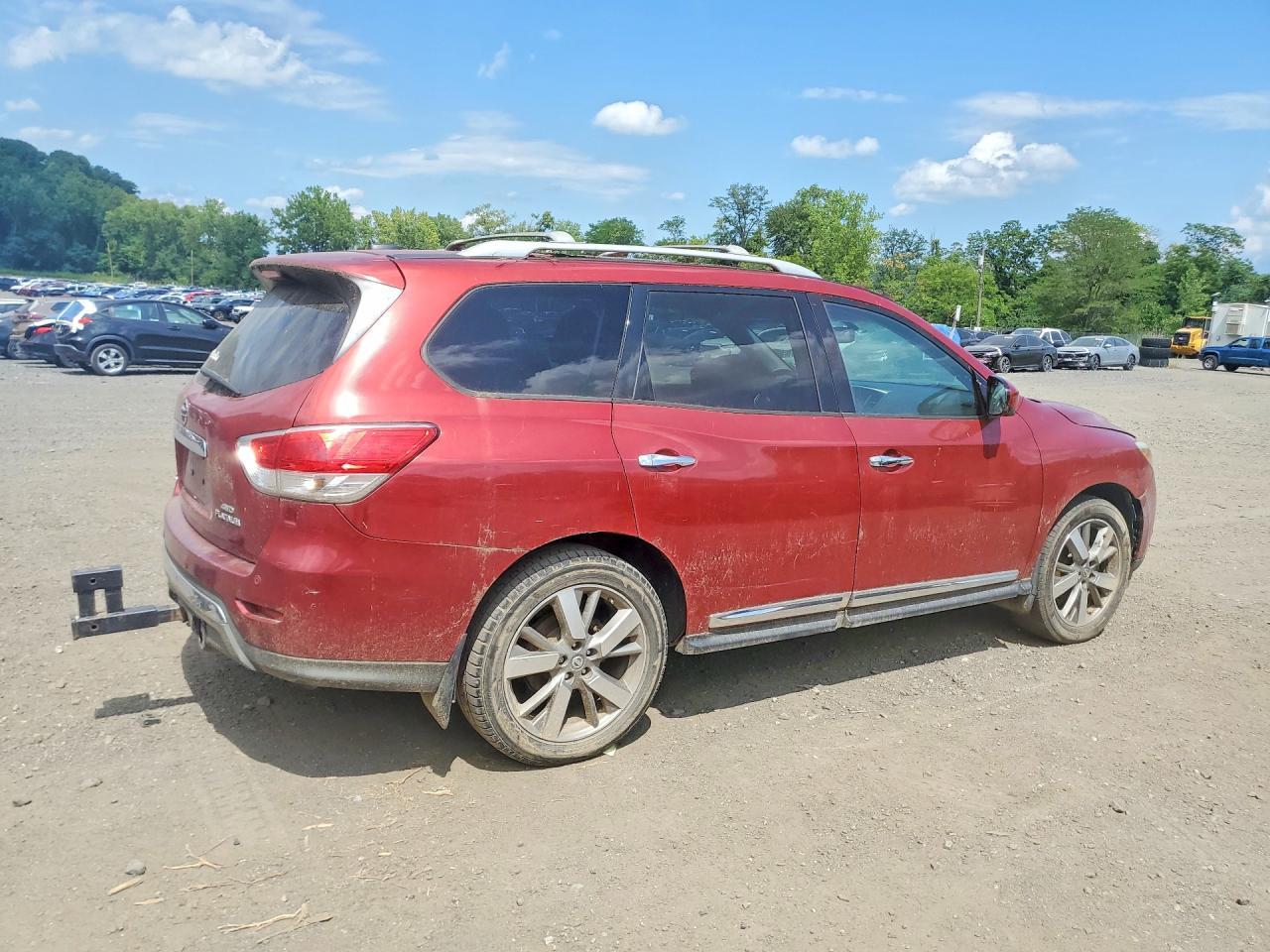 2014 Nissan Pathfinder - zdjęcie 3
