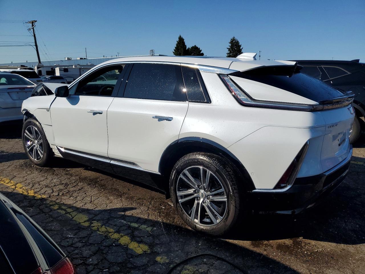 2026 Cadillac Lyriq Luxury - zdjęcie 2