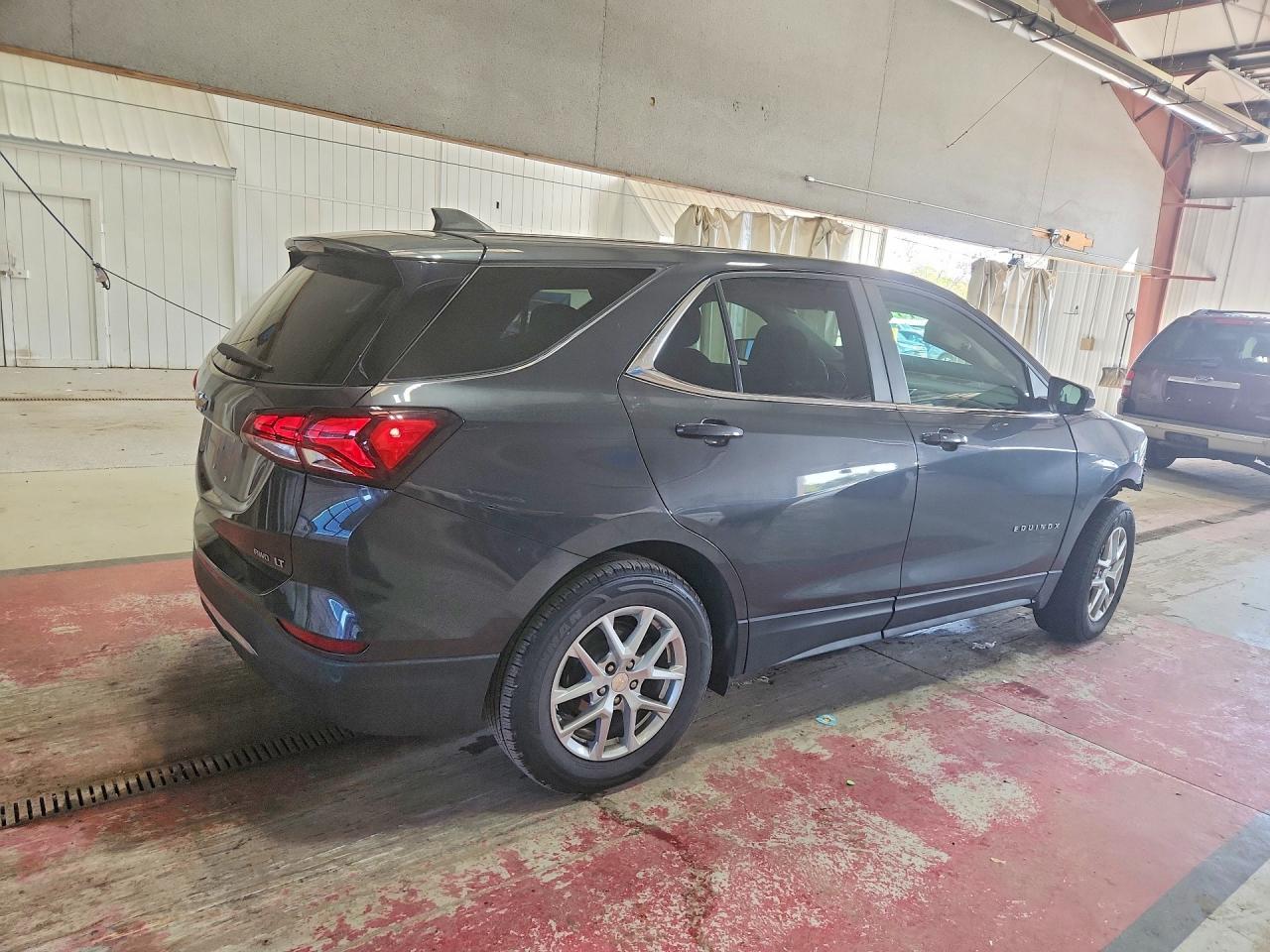 2022 Chevrolet Equinox Lt - zdjęcie 3