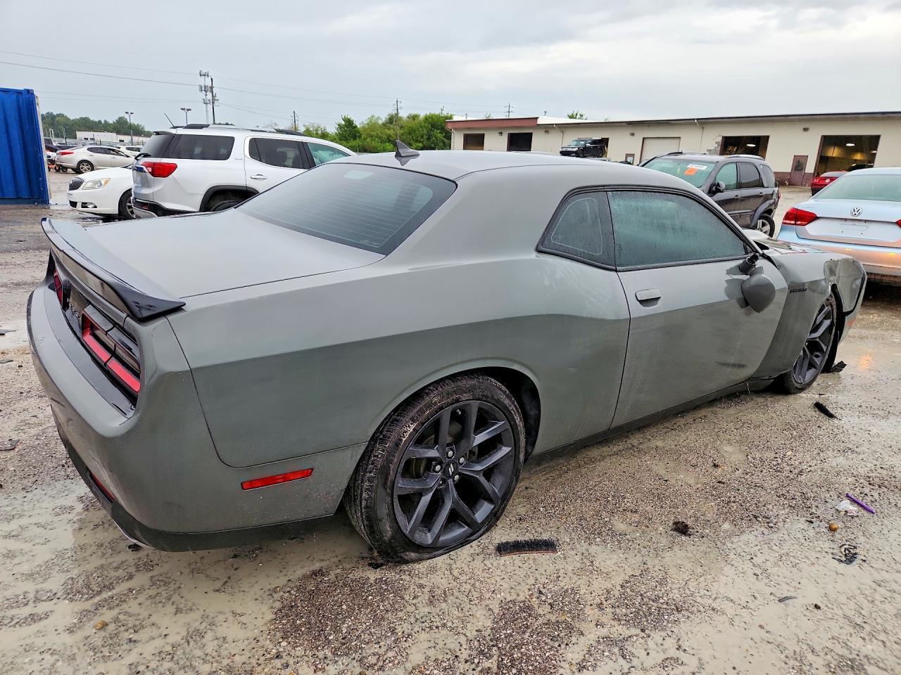 2019 Dodge Challenger R/T - zdjęcie 3