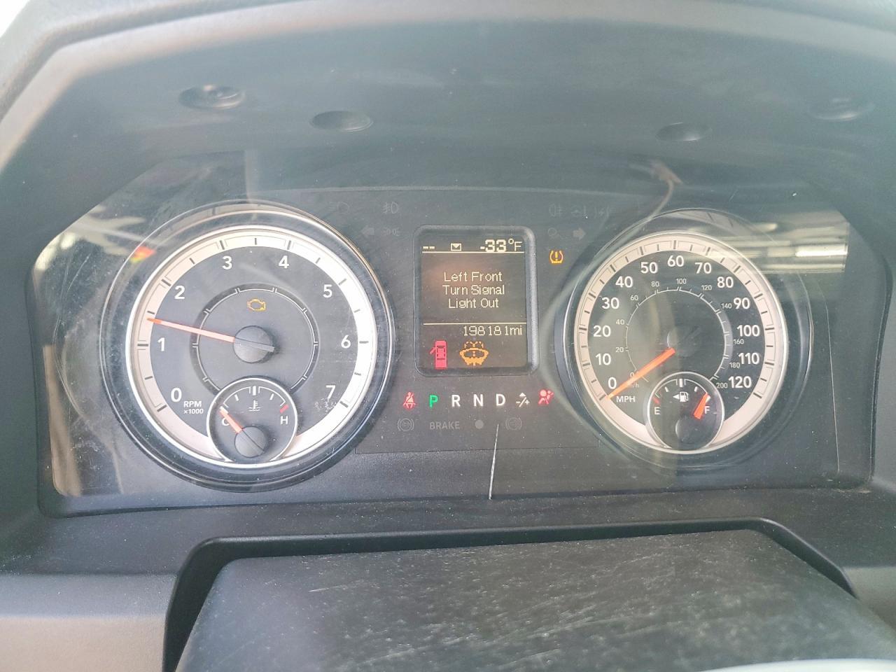 2021 Ram 1500 Classic Tradesman - zdjęcie 9