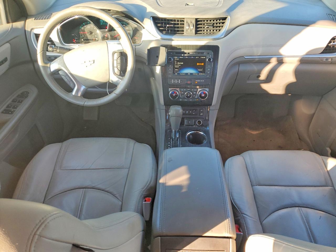 2016 Chevrolet Traverse Lt - zdjęcie 8