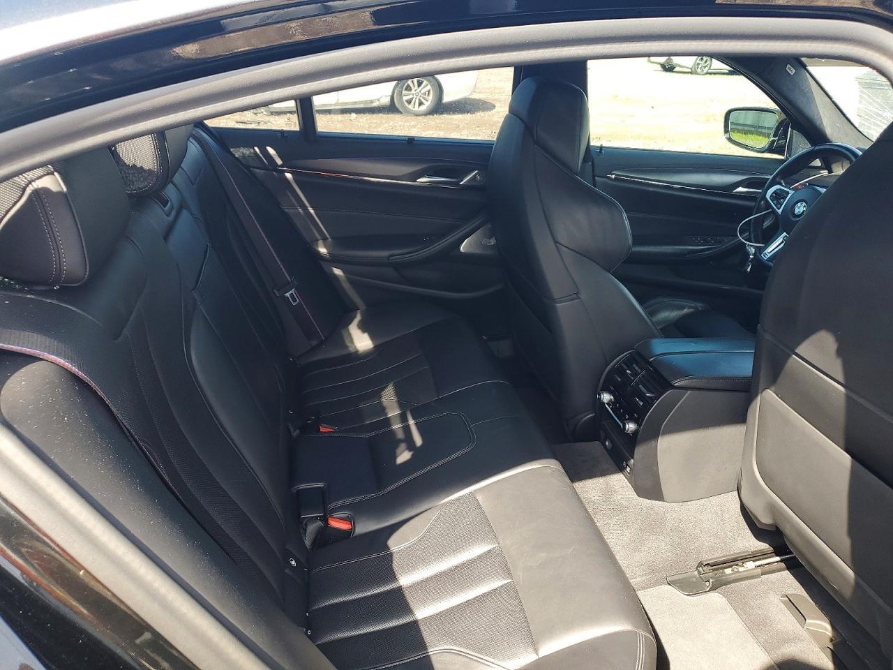 2021 BMW M5 - zdjęcie 10