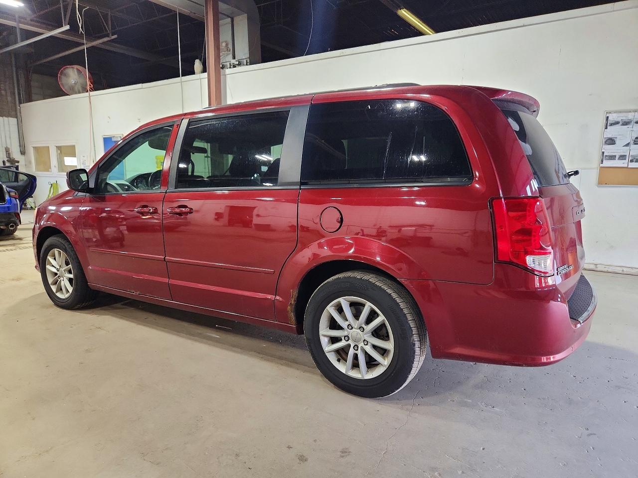 2014 Dodge Grand Caravan Sxt - zdjęcie 2