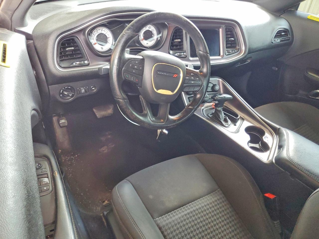 2017 Dodge Challenger R/T - zdjęcie 8