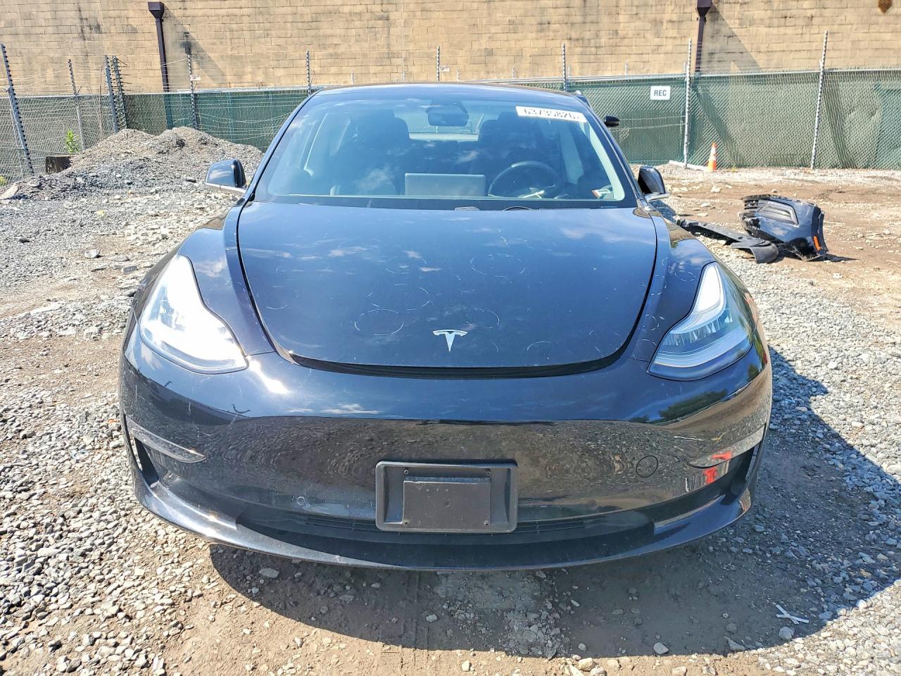 2018 Tesla Model 3 - zdjęcie 5