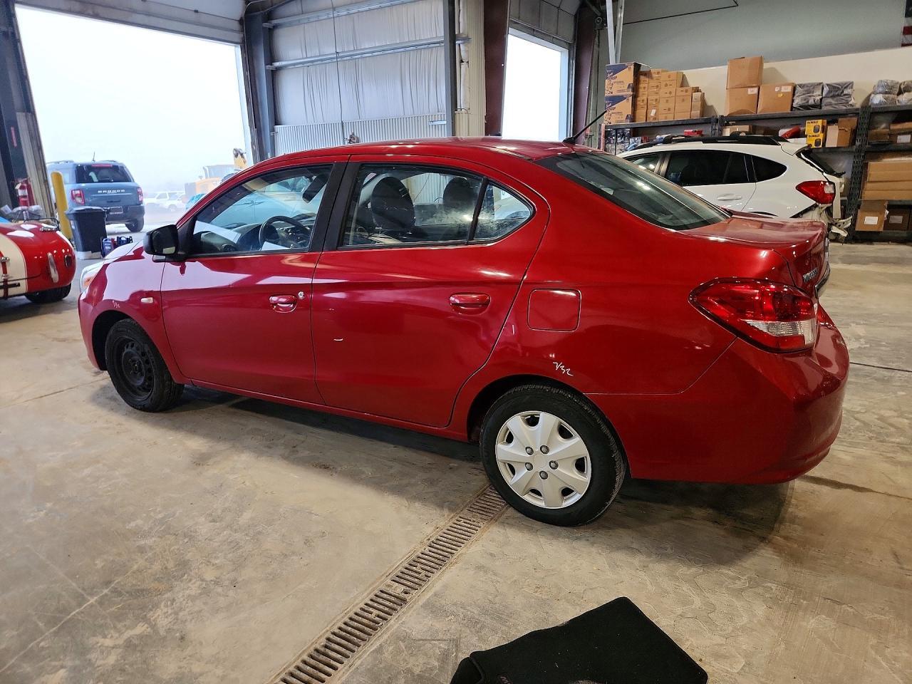 2018 Mitsubishi Mirage G4 Es - zdjęcie 2