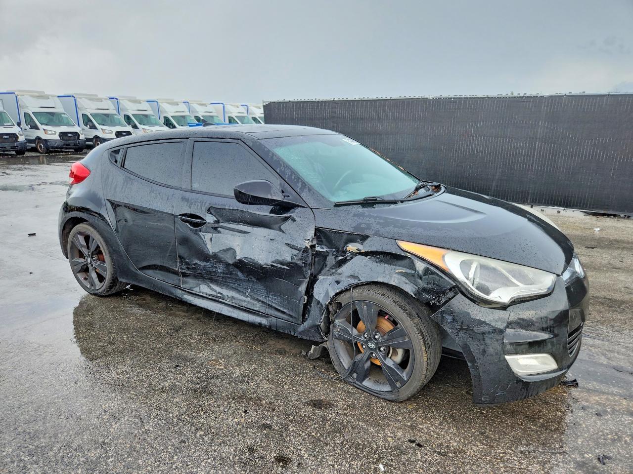2016 Hyundai Veloster Base - zdjęcie 4