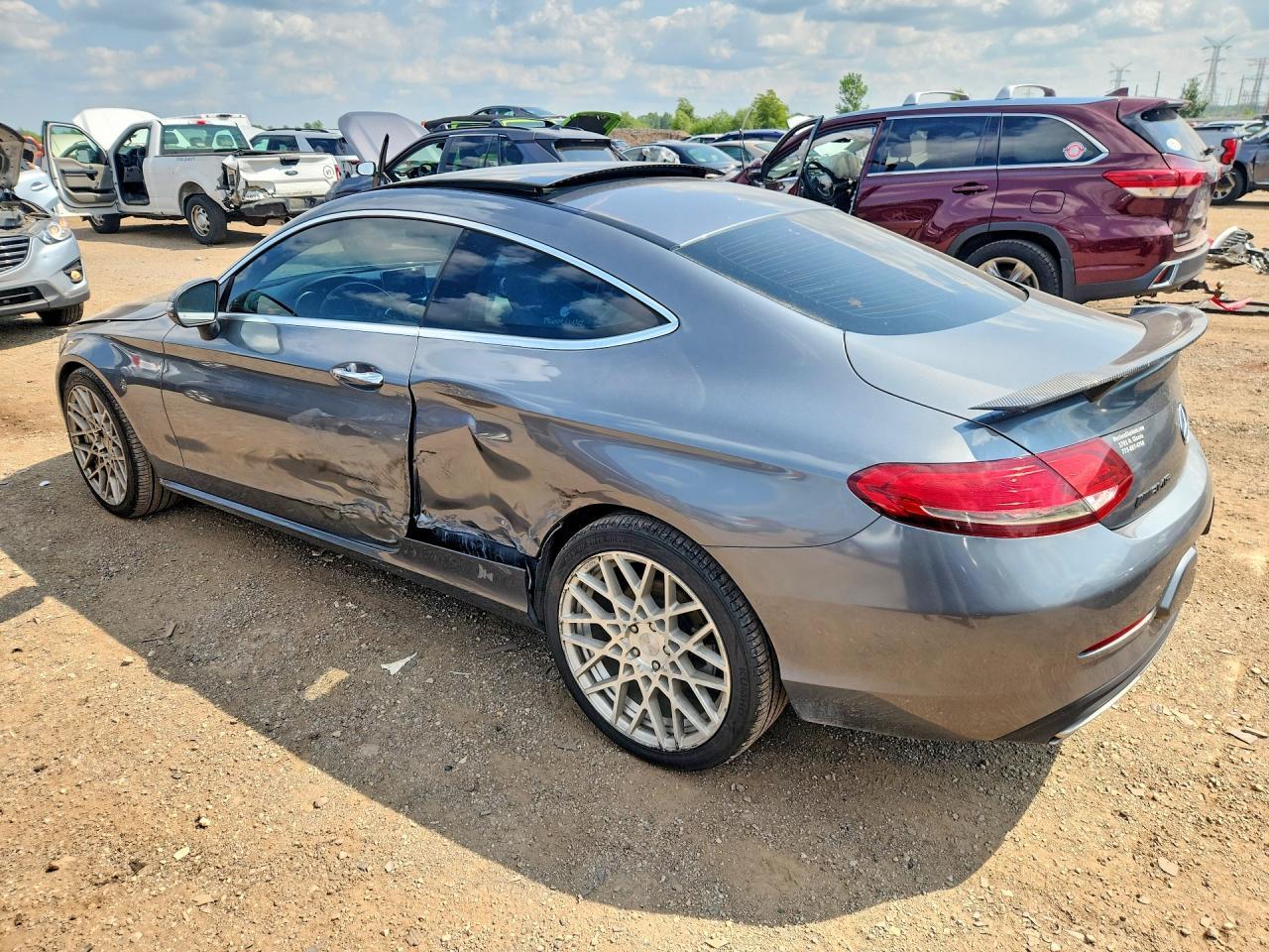 2017 Mercedes-Benz C 300 4Matic - zdjęcie 2
