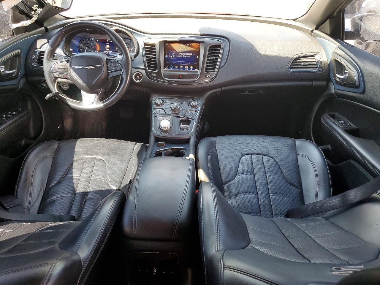 2015 Chrysler 200 S - zdjęcie 8