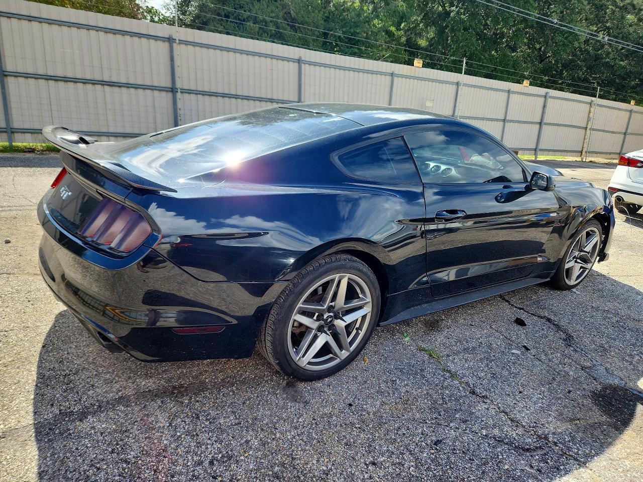 2017 Ford Mustang Gt - zdjęcie 3