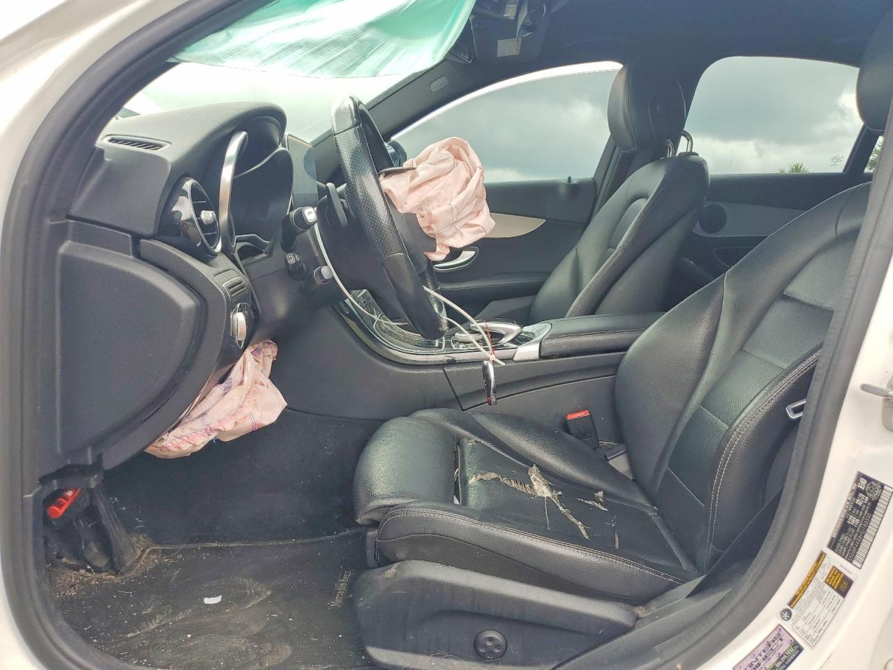 2017 Mercedes-Benz C 300 4Matic - zdjęcie 7