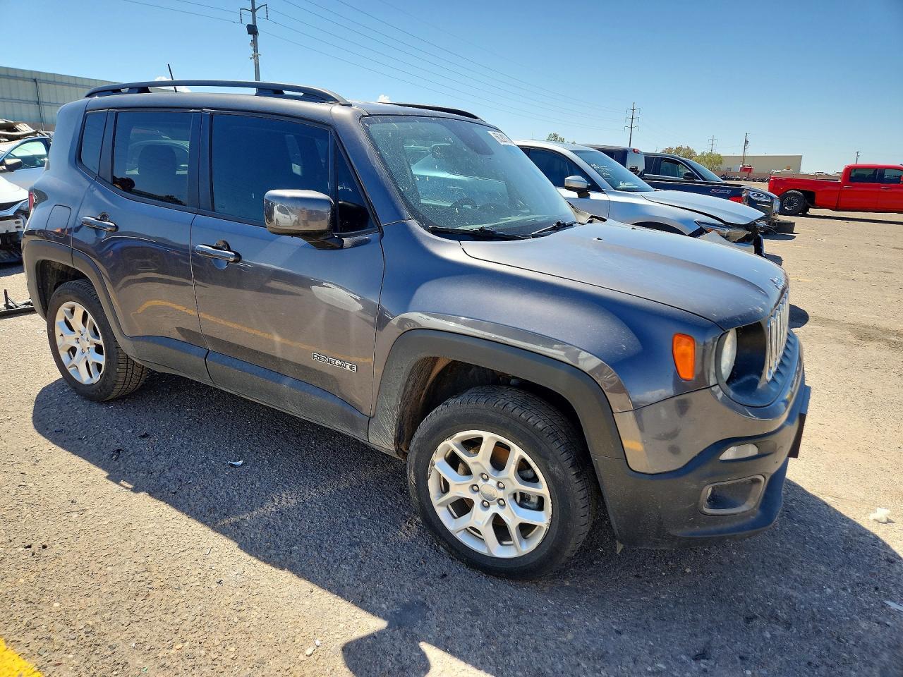 2018 Jeep Renegade Latitude - zdjęcie 4