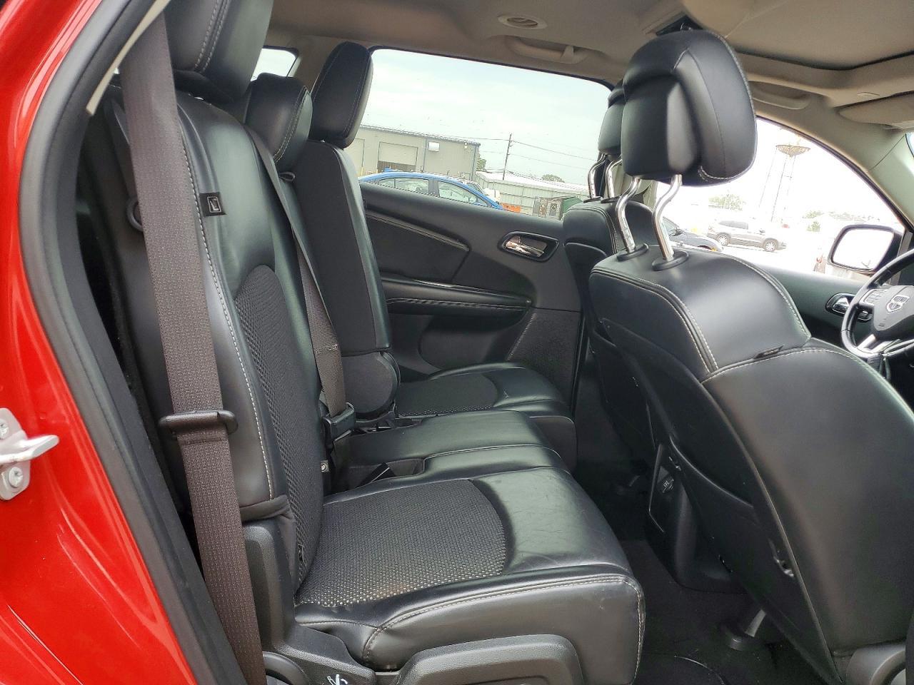 2020 Dodge Journey Crossroad - zdjęcie 11