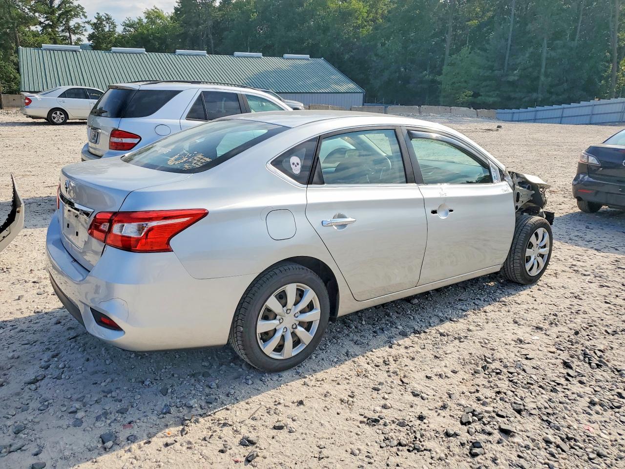 2016 Nissan Sentra S - zdjęcie 3