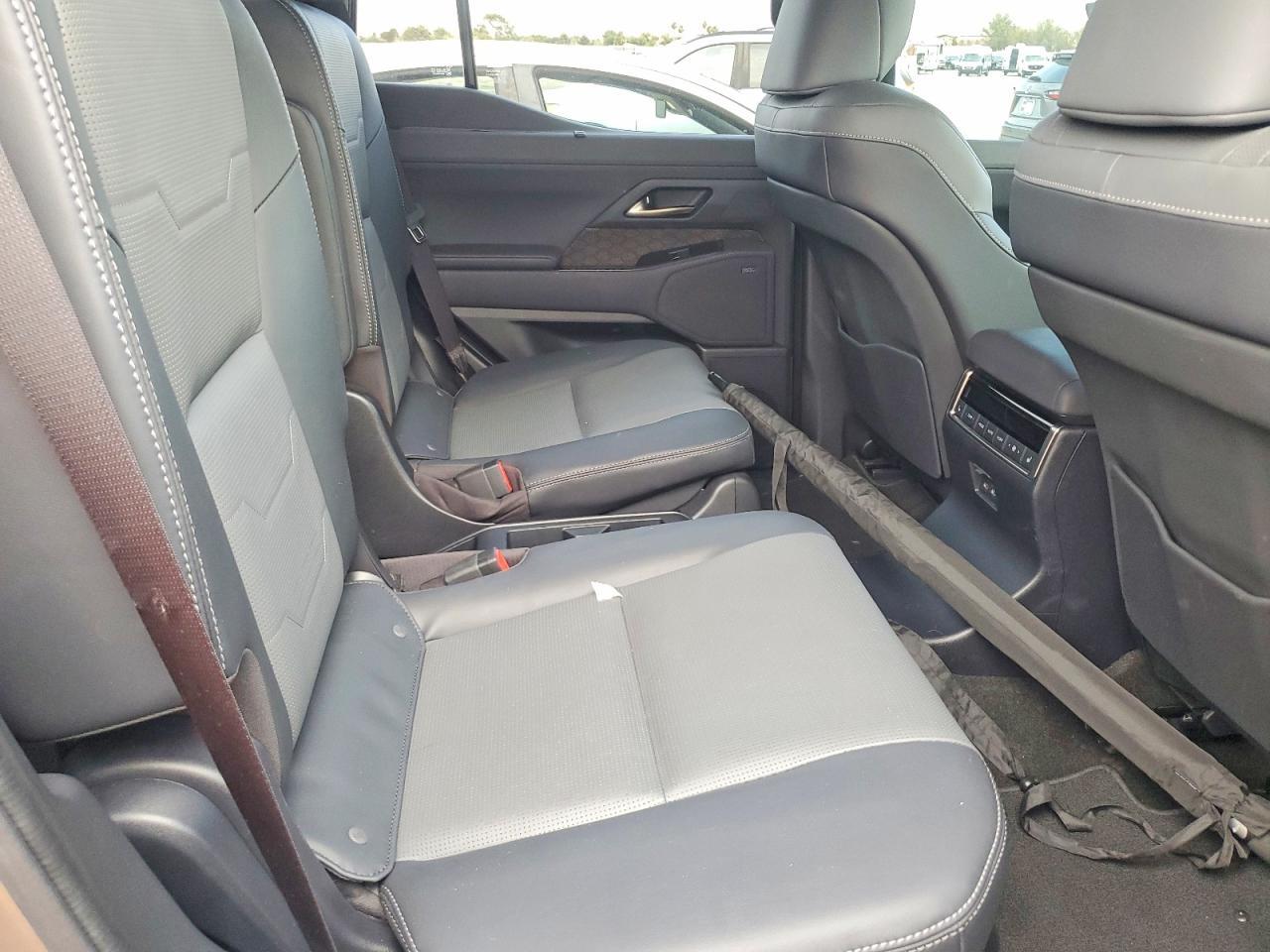 2025 Lexus Gx 550 Luxury+ - zdjęcie 11