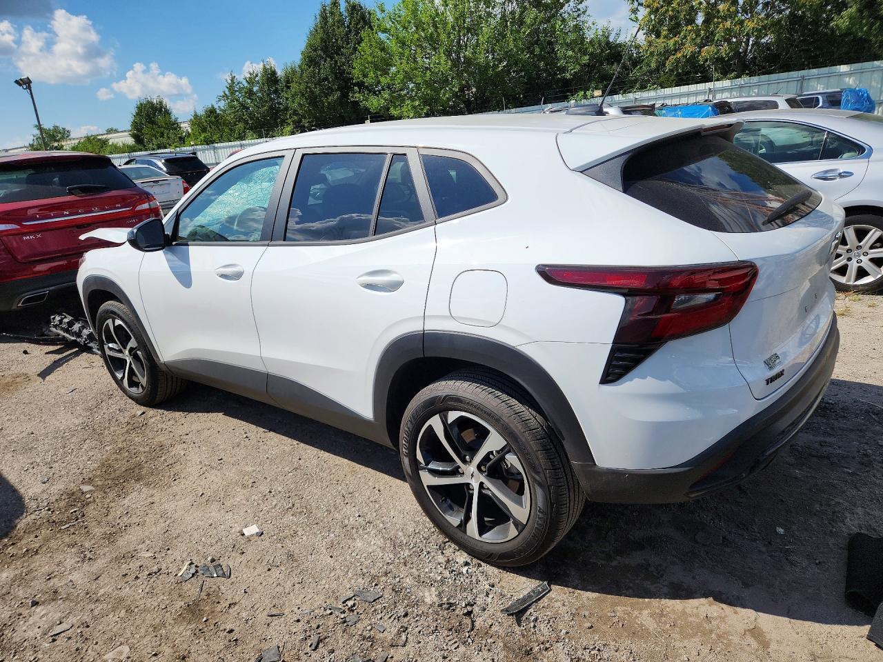 2025 Chevrolet Trax 1Rs - zdjęcie 2