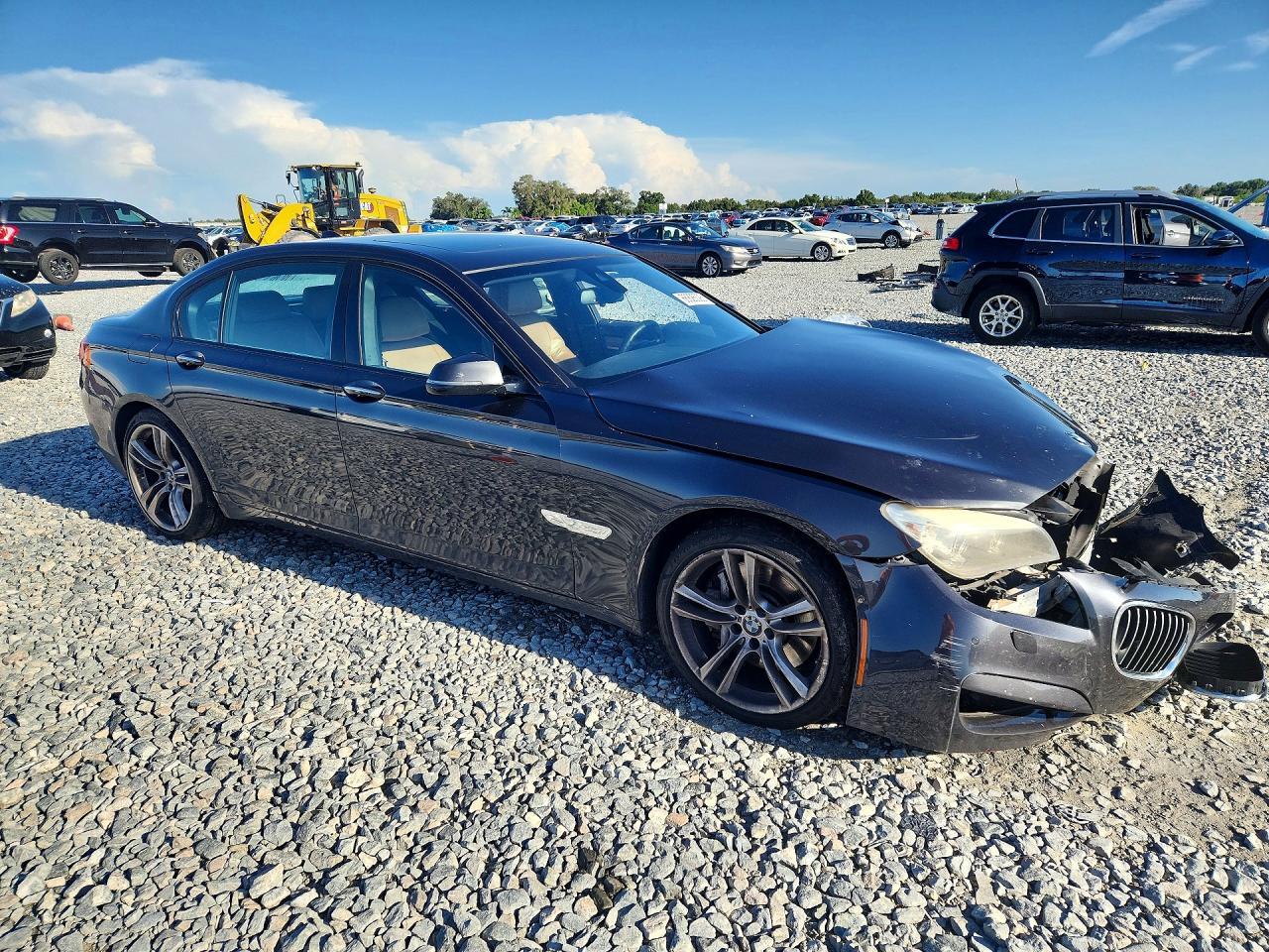 2014 BMW 750 Li - zdjęcie 4