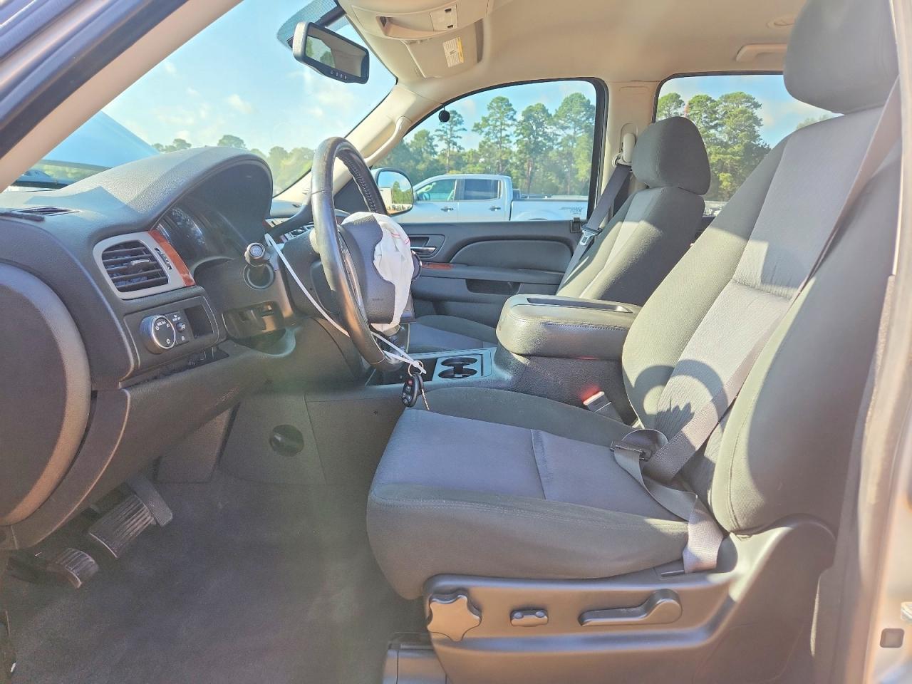 2013 GMC Yukon Sle - zdjęcie 7