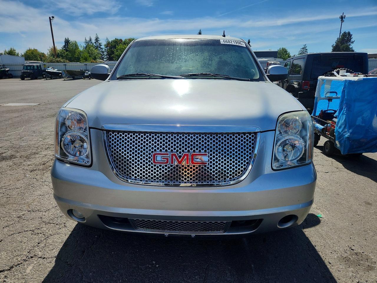 2013 GMC Yukon Denali - zdjęcie 5