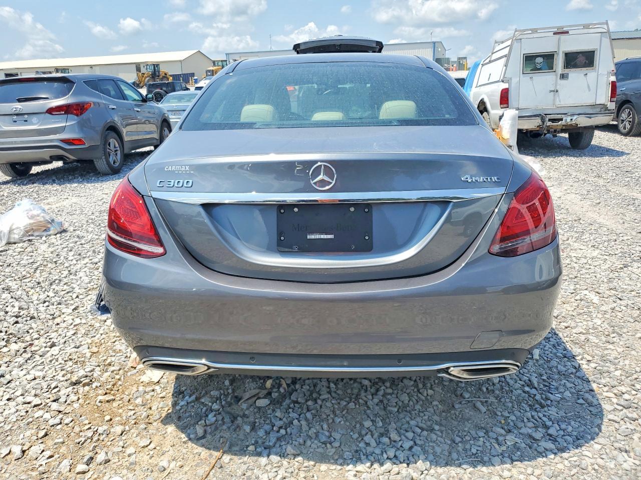 2021 Mercedes-Benz C 300 4Matic - zdjęcie 6