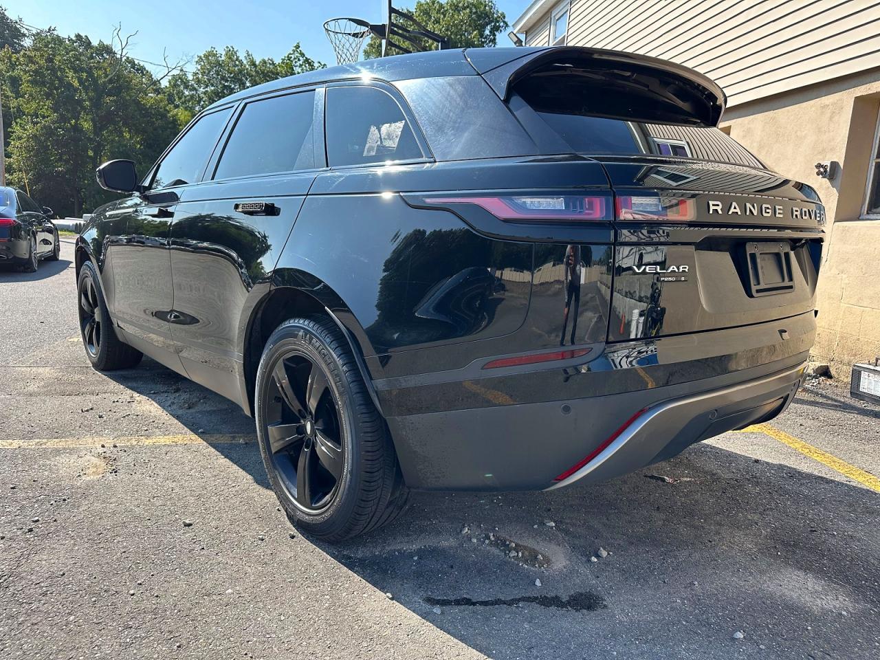 2019 Land Rover Range Rover Velar S - zdjęcie 2