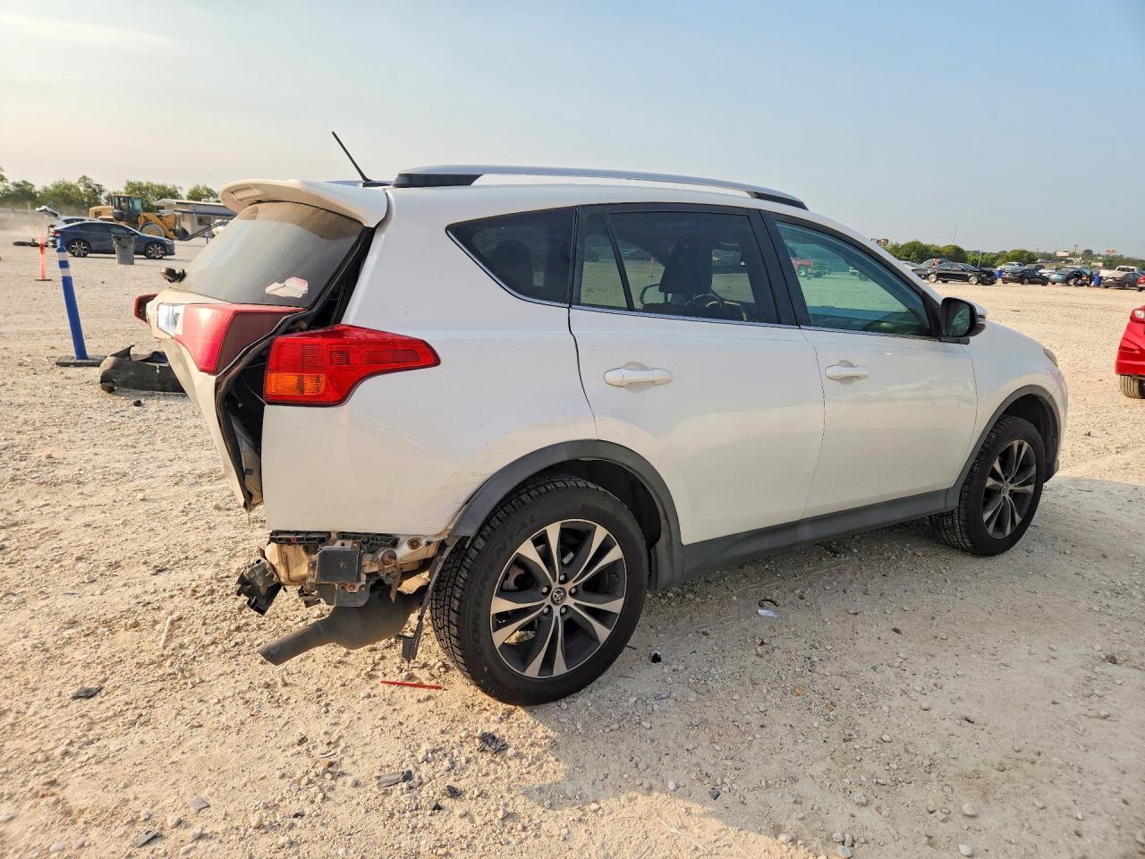 2015 Toyota Rav4 Limited - zdjęcie 3