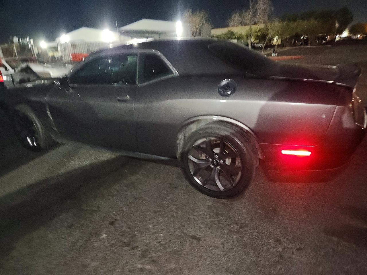 2020 Dodge Challenger Sxt - zdjęcie 2