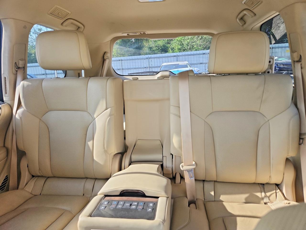 2020 Lexus Lx 570 - zdjęcie 10