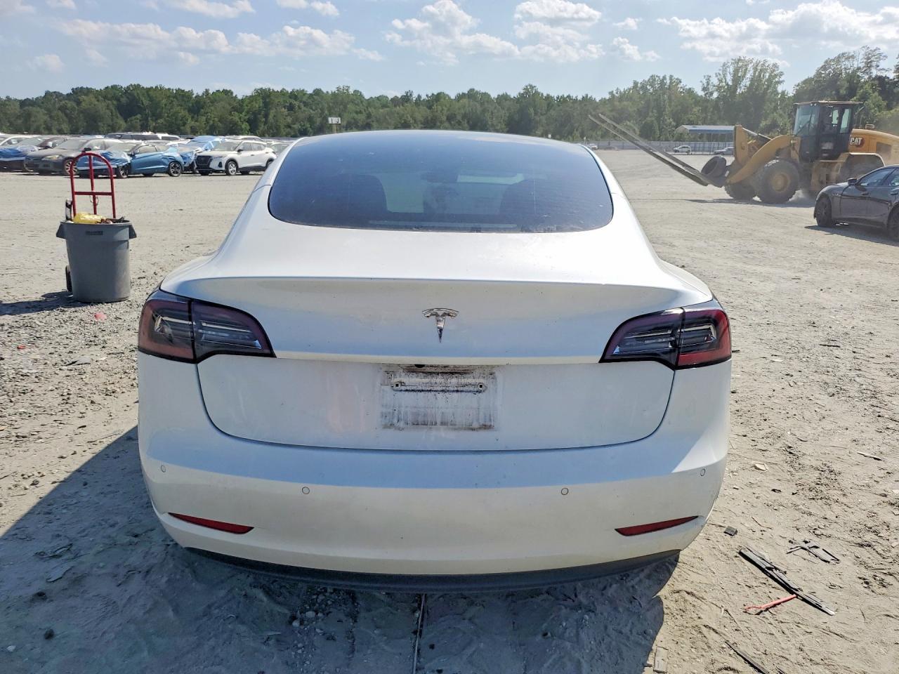 2021 Tesla Model 3 - zdjęcie 6