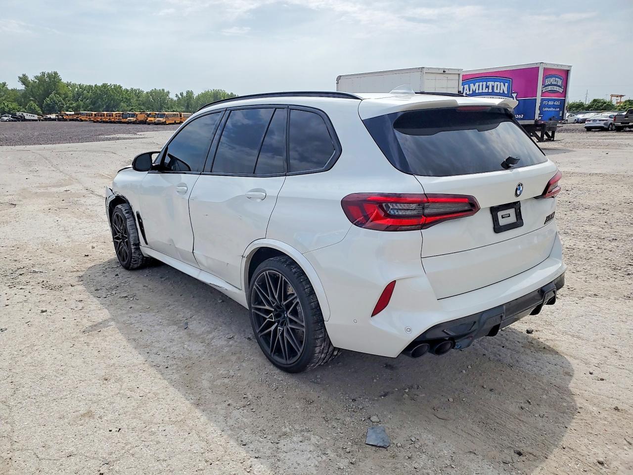 2021 BMW X5 M - zdjęcie 2