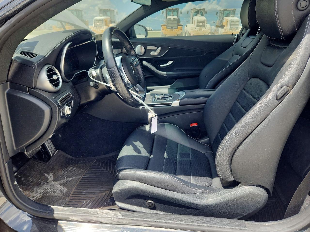 2022 Mercedes-Benz C 300 - zdjęcie 7