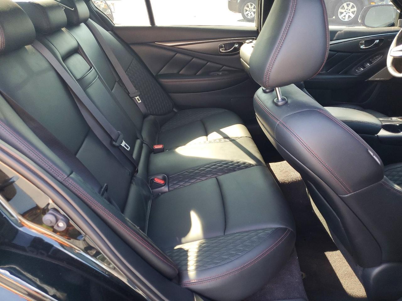 2023 Infiniti Q50 Red Sport 400 - zdjęcie 10