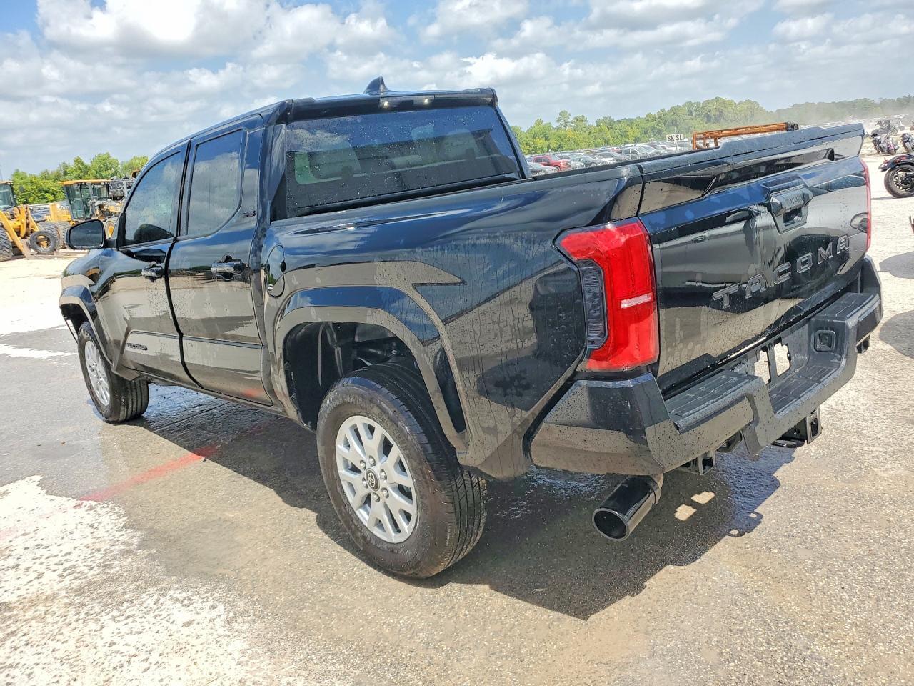2025 Toyota Tacoma Sr5 - zdjęcie 2