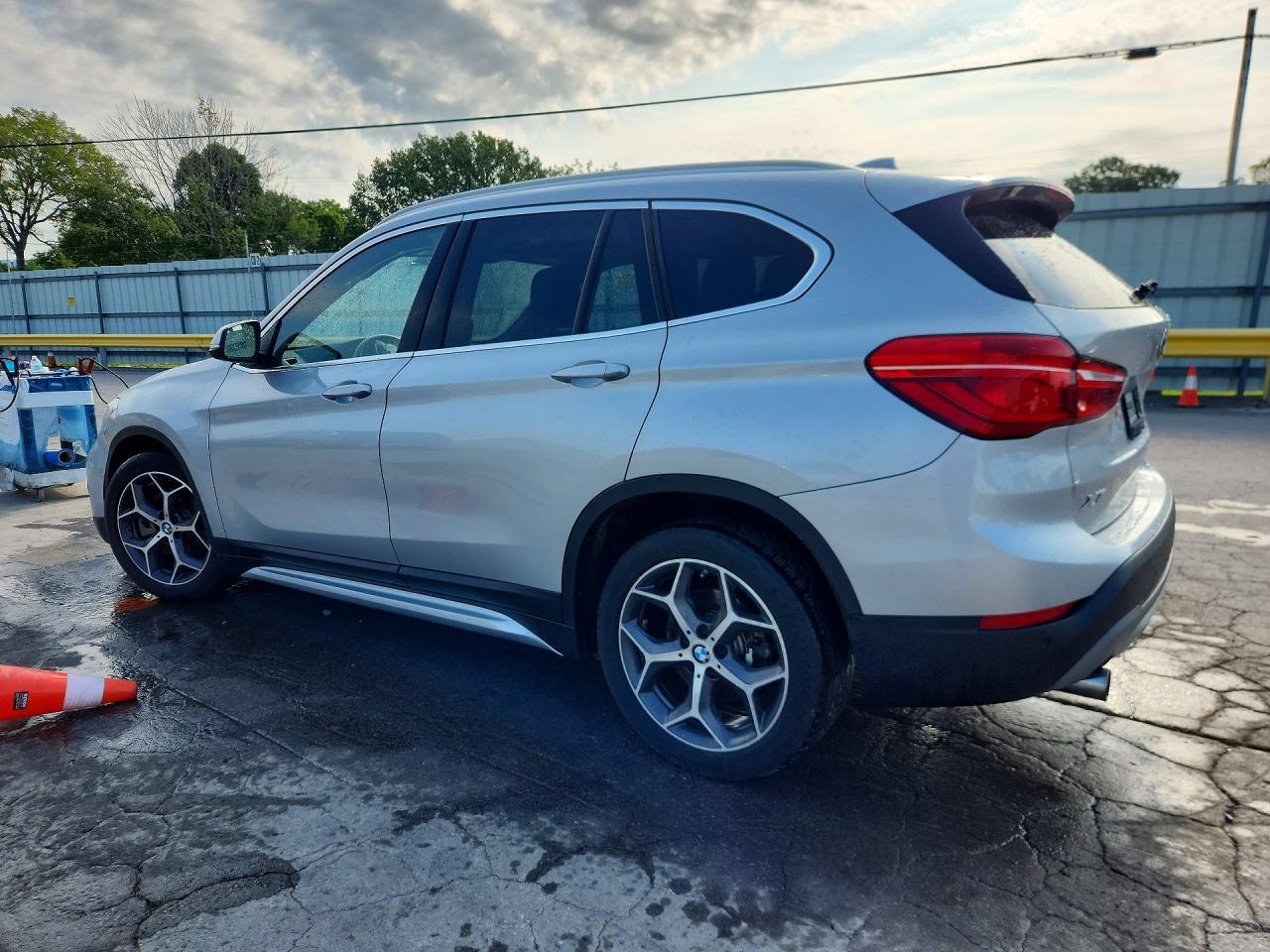 BMW X1 - zdjęcie 2