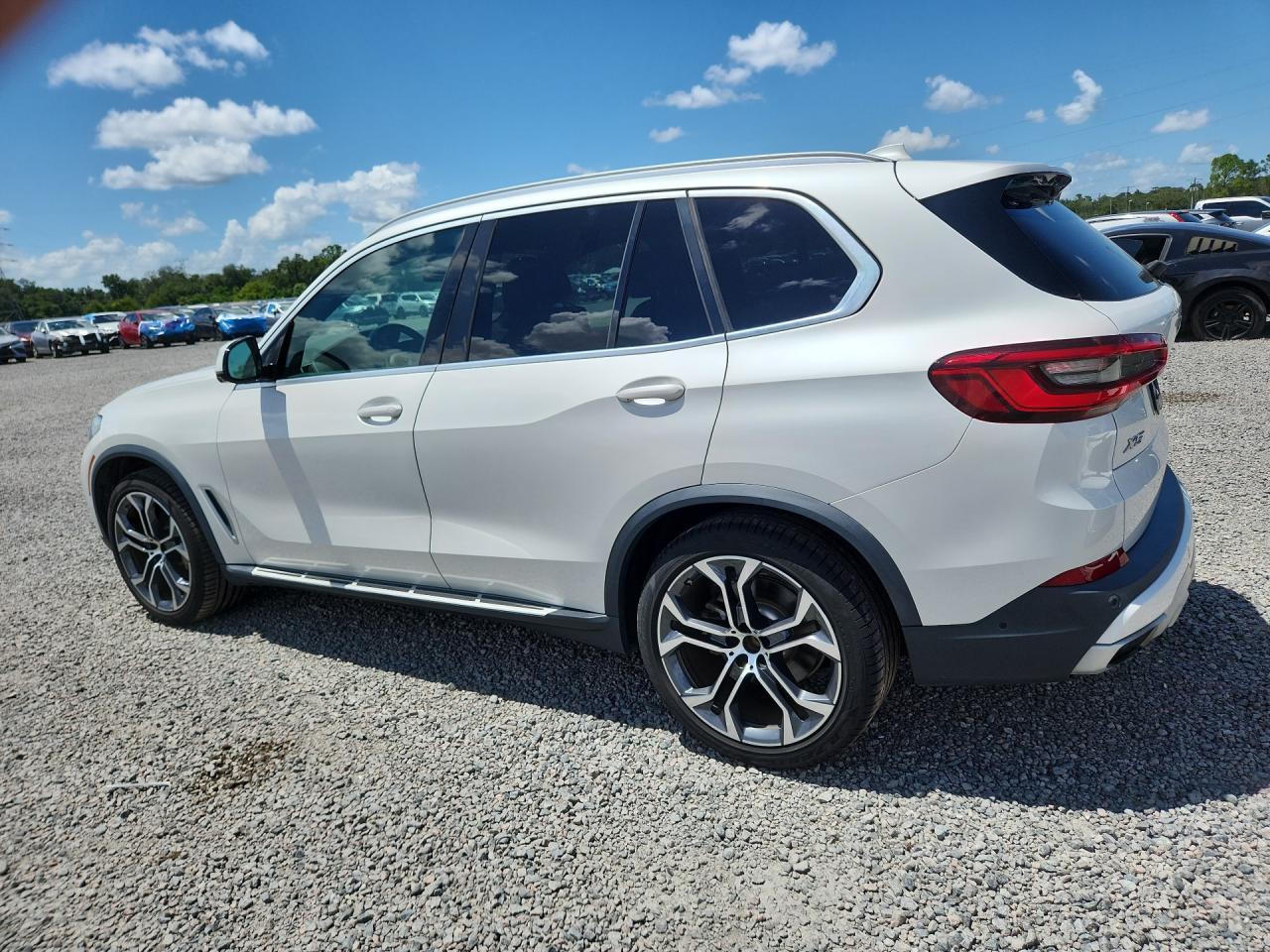 2019 BMW X5 xDrive40I - zdjęcie 2