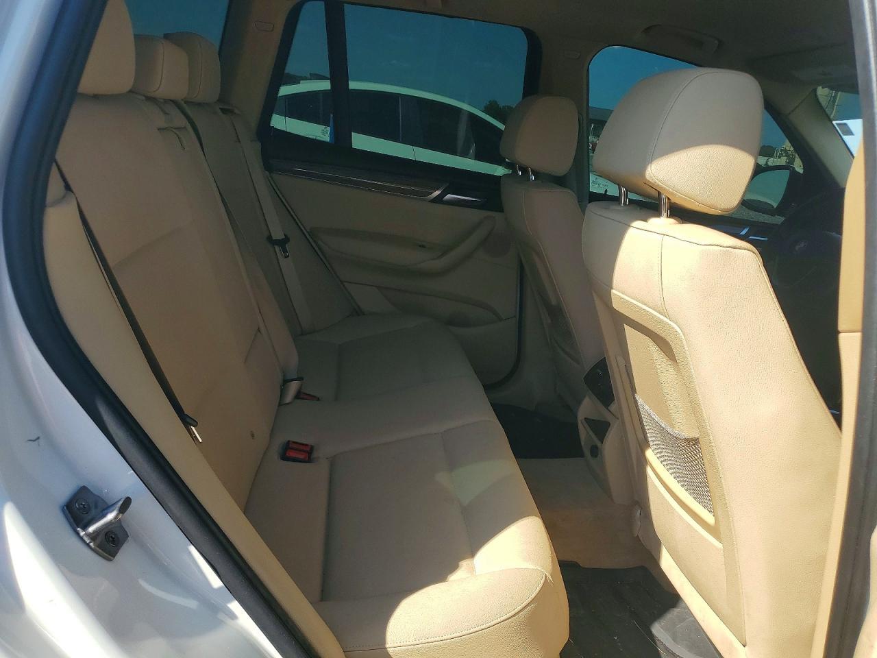 2015 BMW X3 xDrive28I - zdjęcie 11