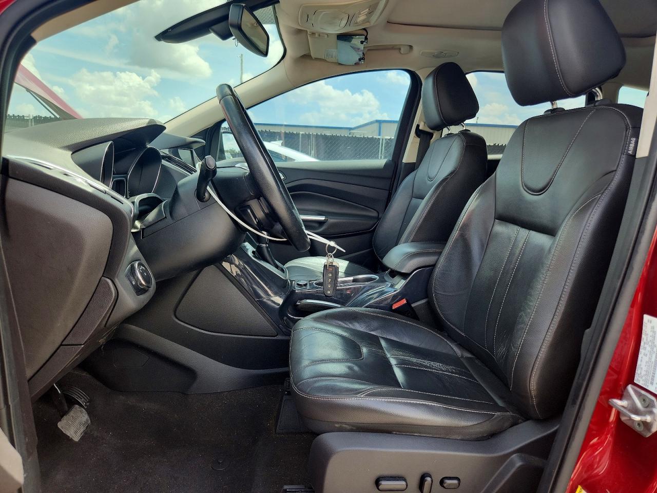 2013 Ford Escape Titanium - zdjęcie 7