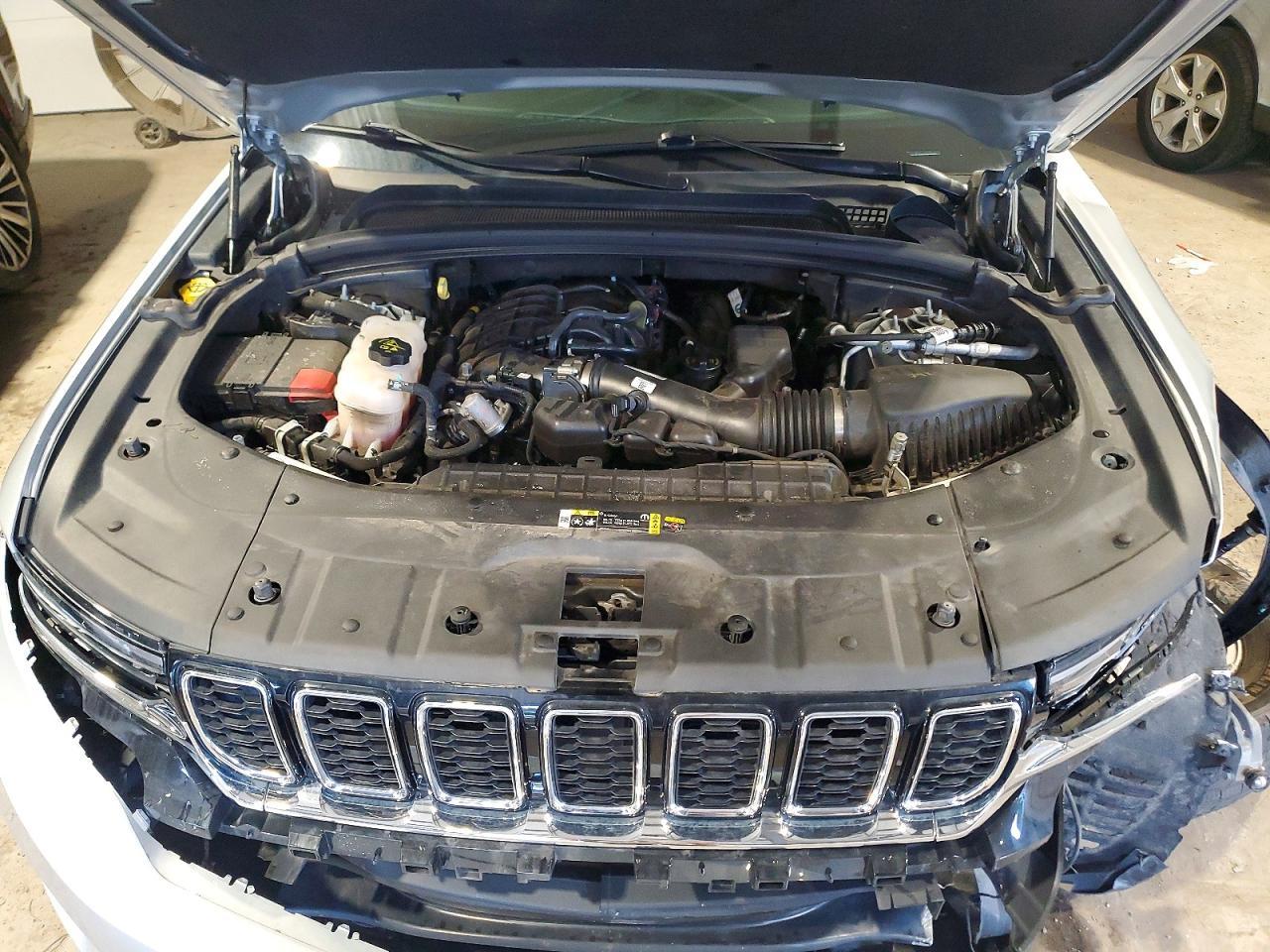 2023 Jeep Grand Cherokee Limited - zdjęcie 12