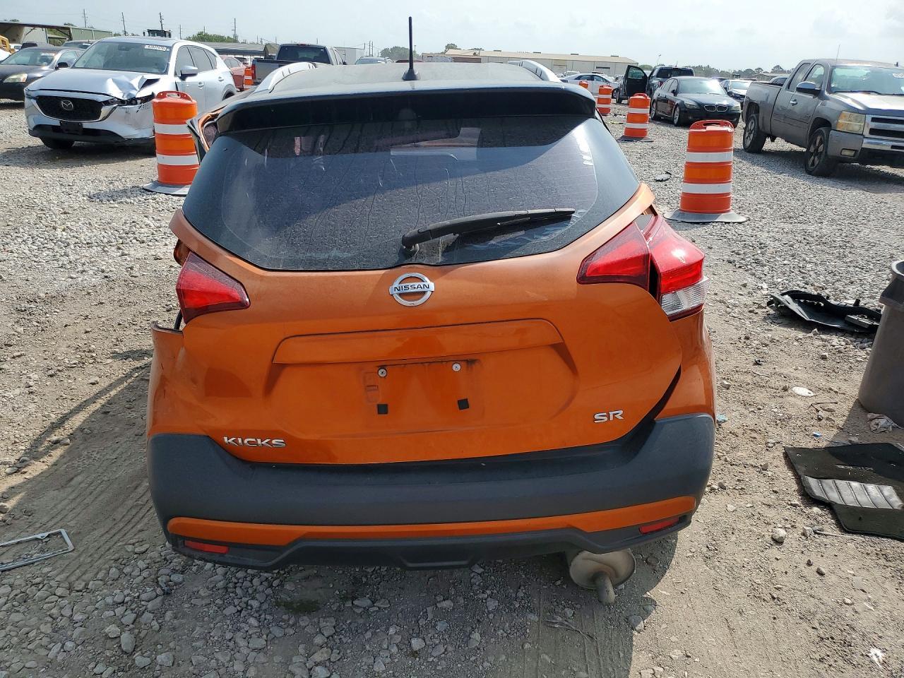 2019 Nissan Kicks Sr - zdjęcie 6