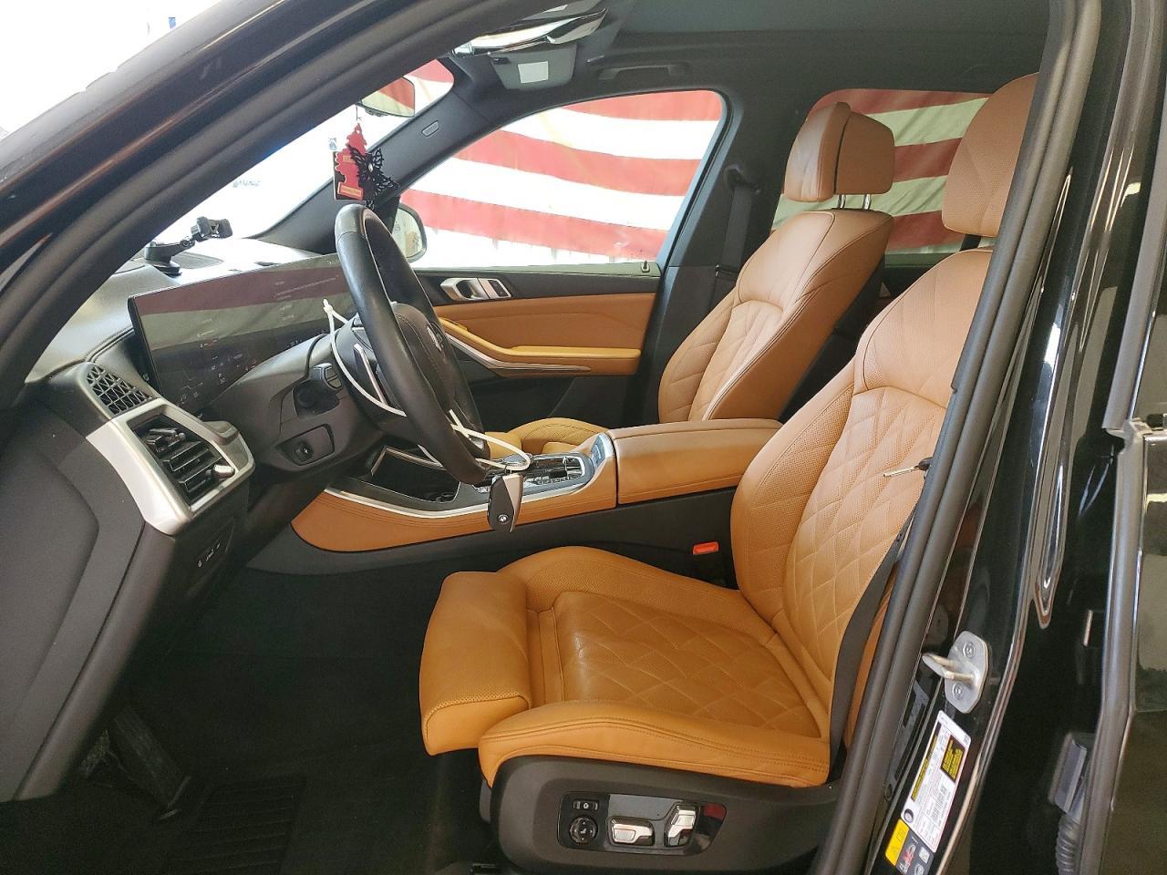 2025 BMW X5 xDrive50E - zdjęcie 7