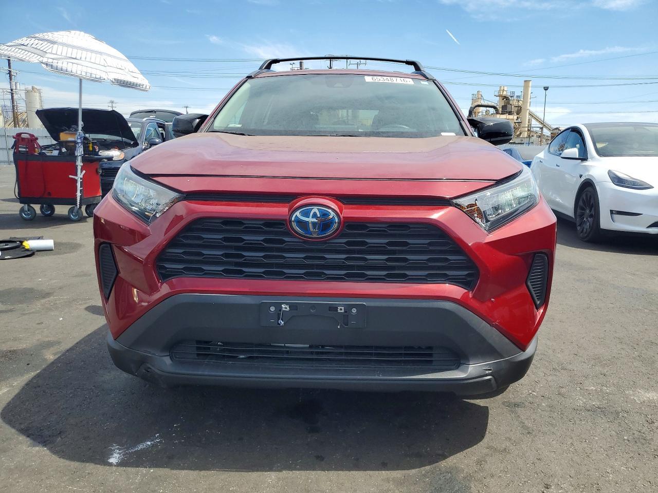 2021 Toyota Rav4 Le - zdjęcie 5