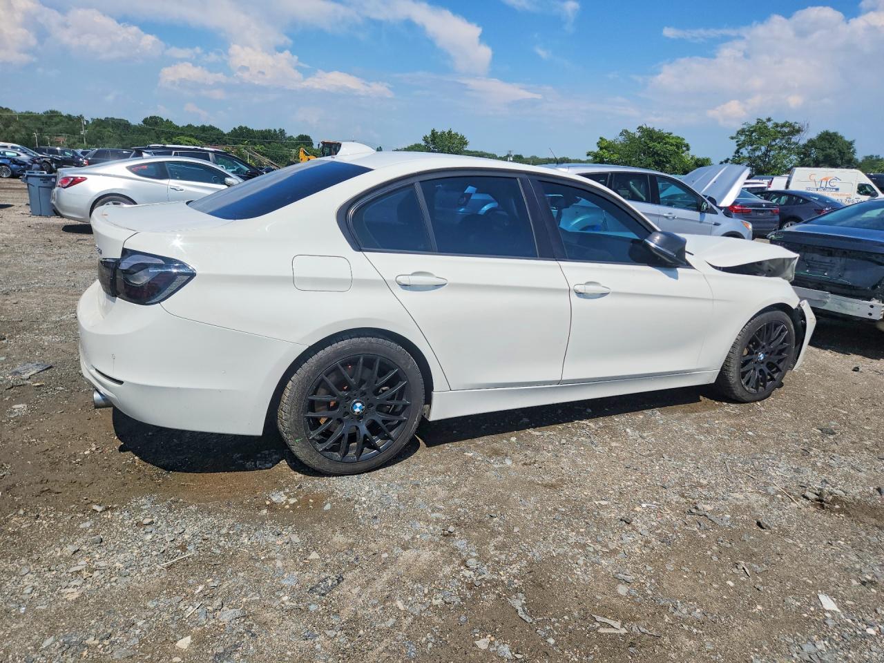 2014 BMW Seria 3 335i - zdjęcie 3