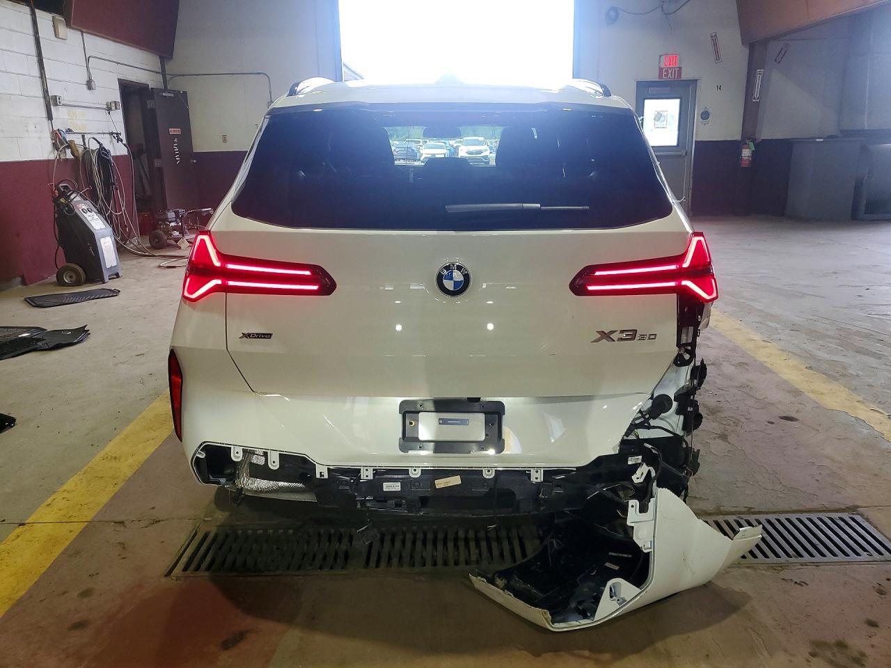 2026 BMW X3 30 xDrive - zdjęcie 6