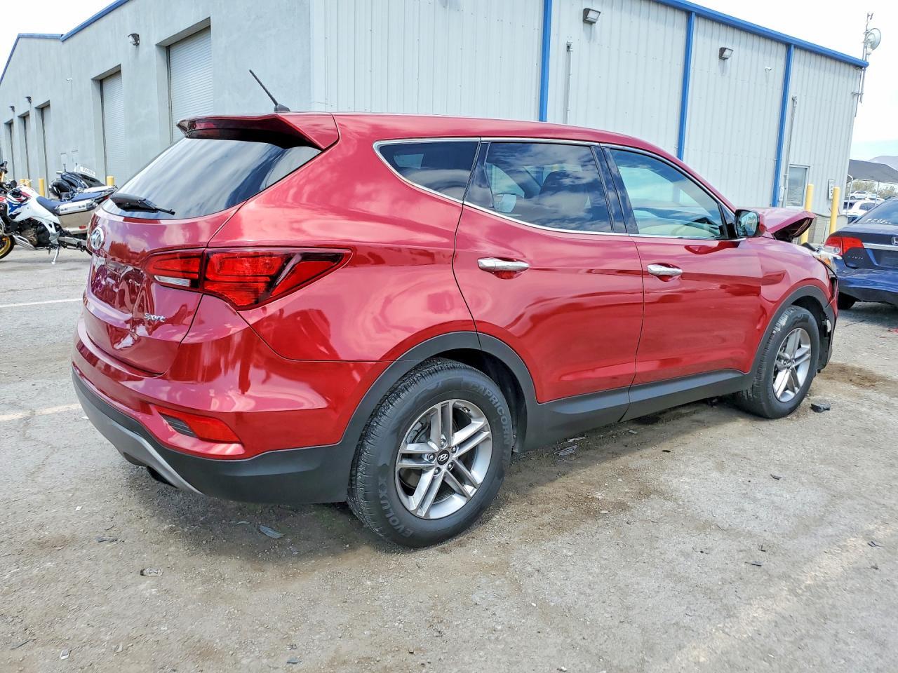 2018 Hyundai Santa Fe Sport 2.4L - zdjęcie 3