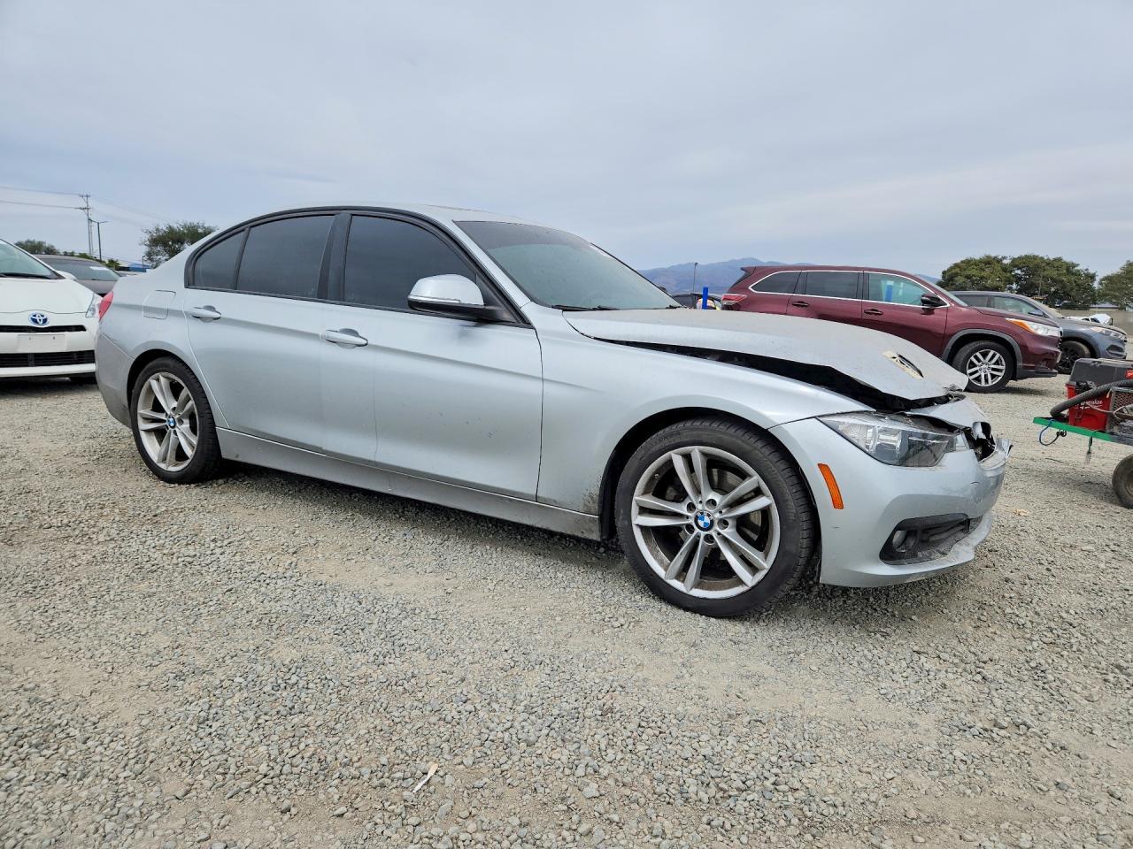 2016 BMW 320 I - zdjęcie 4