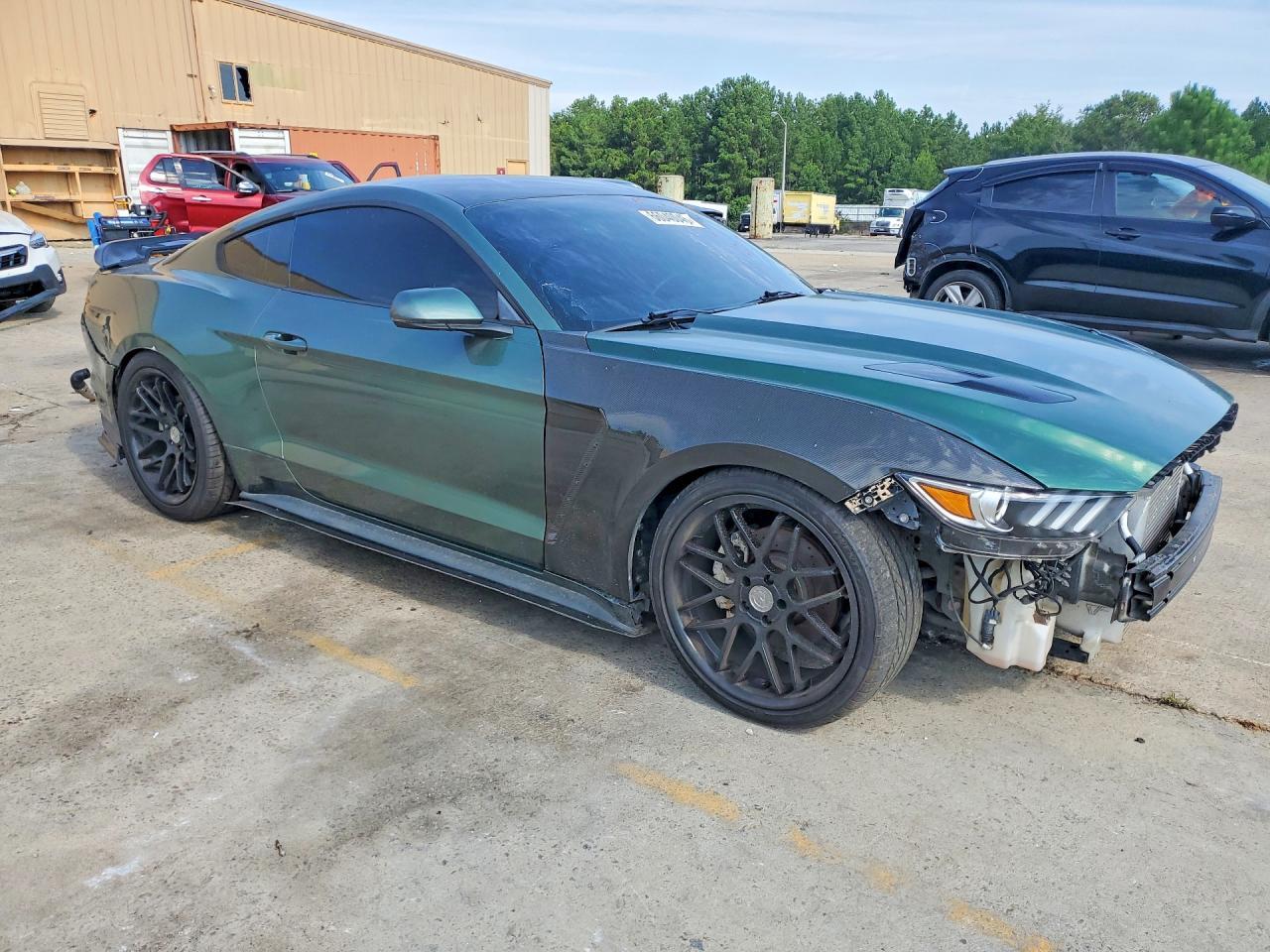 2017 Ford Mustang - zdjęcie 4