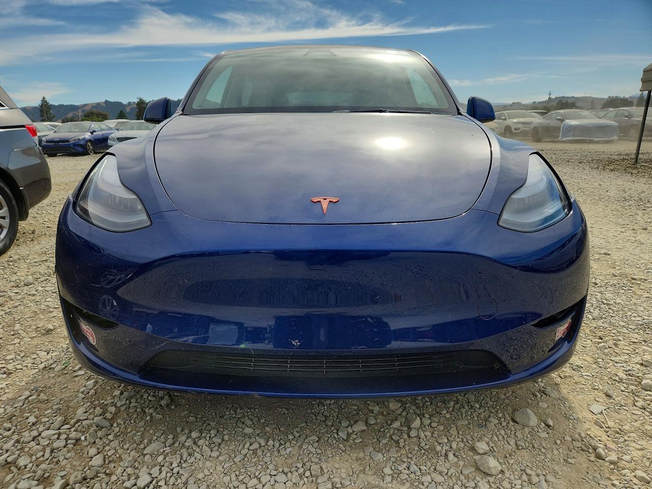 2024 Tesla Model Y - zdjęcie 5