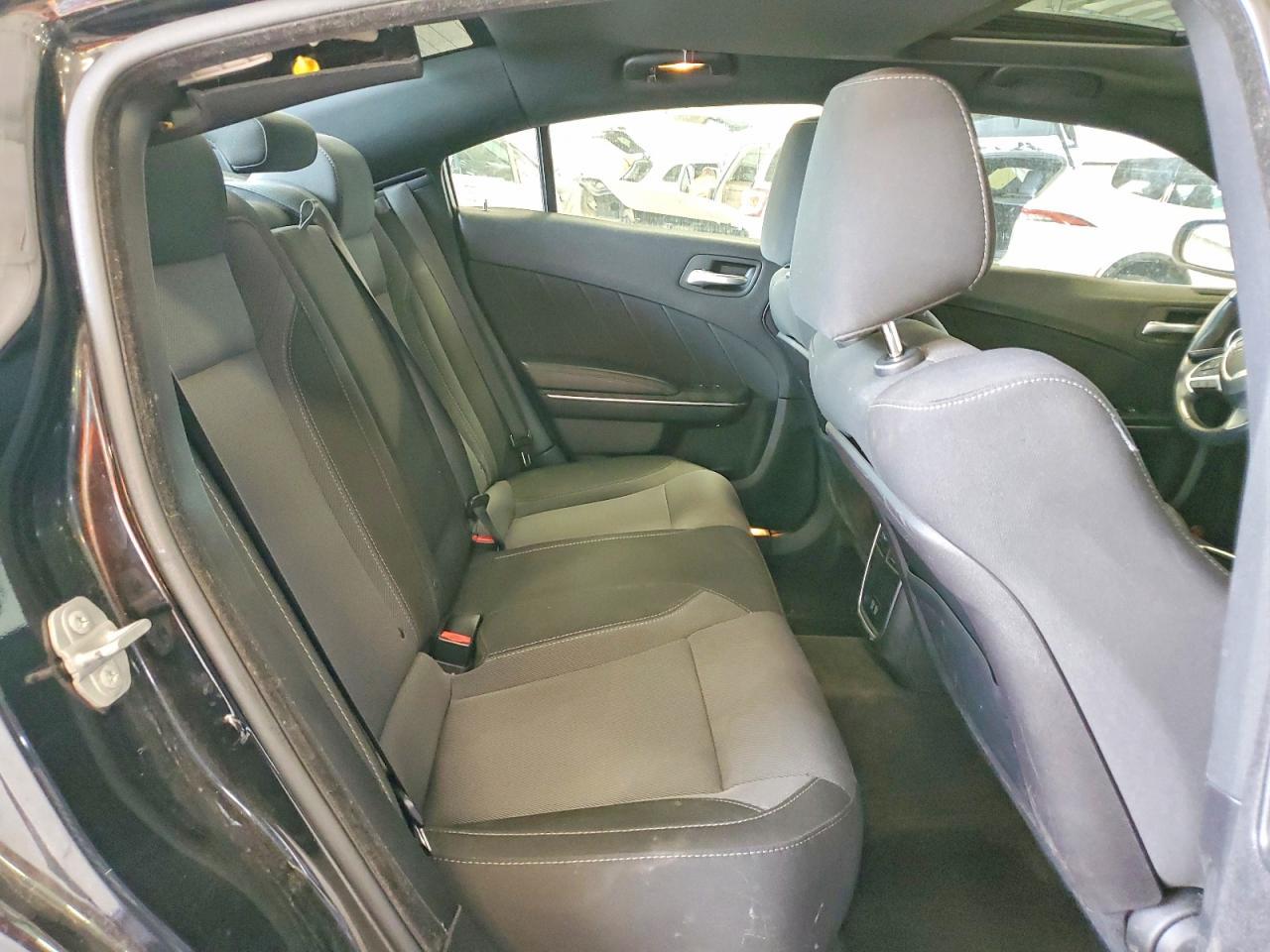 2016 Dodge Charger Sxt - zdjęcie 10